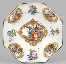 Декоративная тарелка Мейссена с декором Ватто.