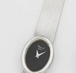 Женские наручные часы Chopard из 1970-х годов.