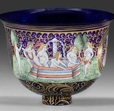 Муранская темно-синяя стеклянная чаша с золотым и эмалевым украшением, вдохновленная свадебной чашей или кубком Баровьер («коппа нузиале»)