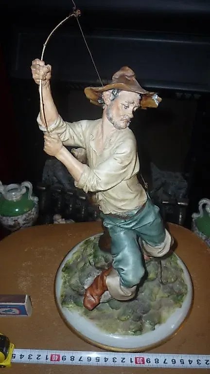 ОГРОМНЫЙ РЫБАК Tyche Tosca!!!