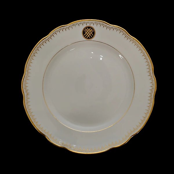 A rare set of plates from the collection of Grand Duke Mikhail Mikhailovich