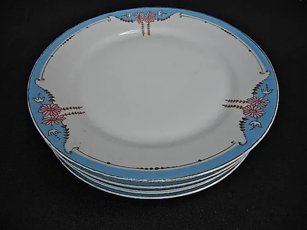 Five Imperial Russian Plates, Kuznetsov Factory