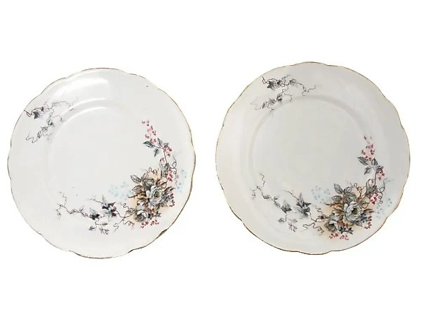 Russian porcelain plates by Kuznetsov
