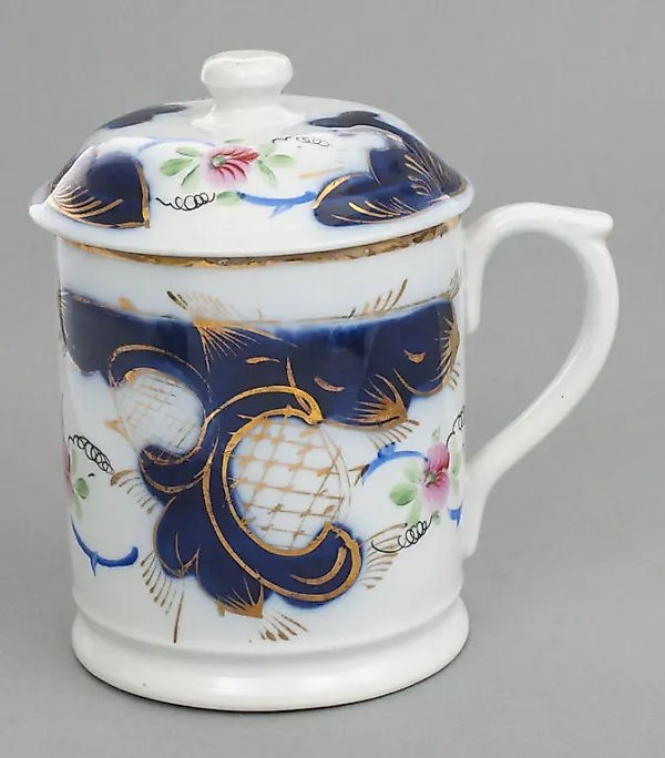Porcelain cup with lid, Kuznetsov factory, Russia