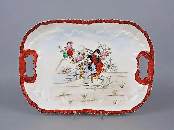 Porcelain tray with Chinese ornament, circa 1900, Kuznetsov, Russian Empire.