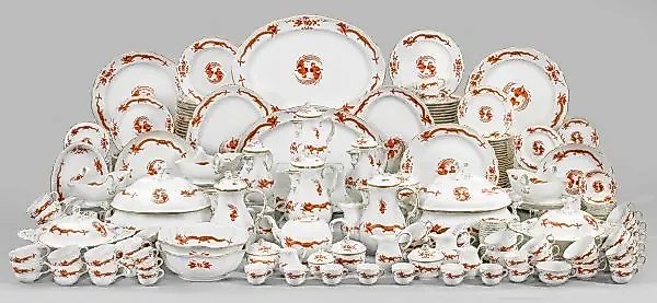 Red Dragon Tableware Set