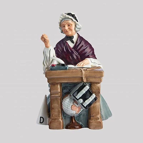 Statue "Teacher"