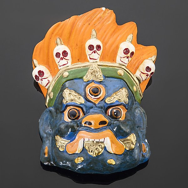 Настенная маска «Яма Нандуб», гипс, роспись, Монголия, 1980–1990 гг.