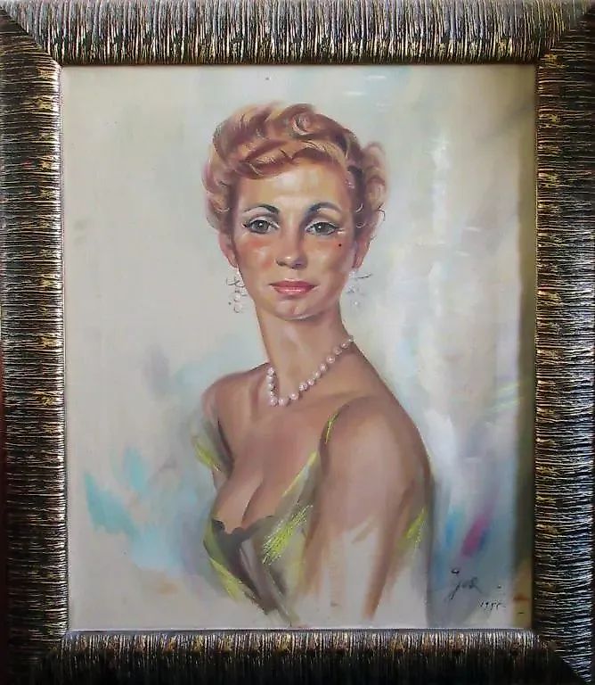 Женский портрет