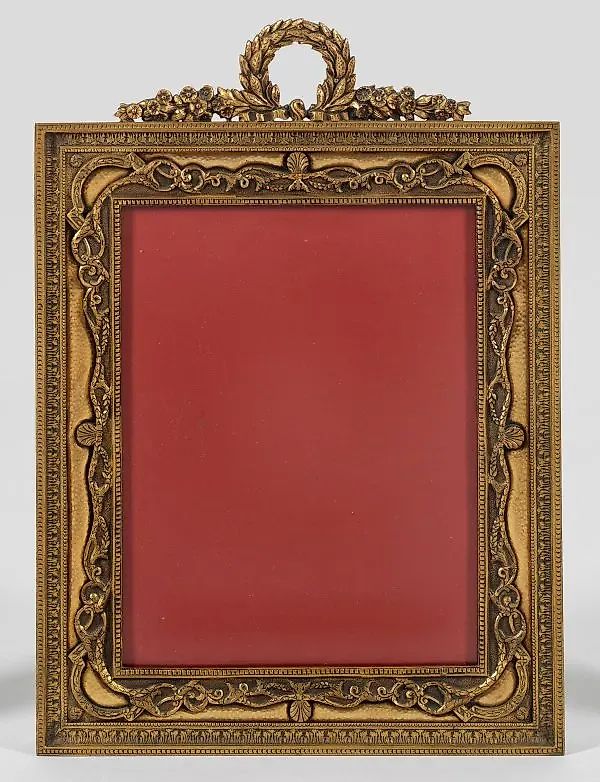 Рамка для фотографии в стиле Наполеона III.