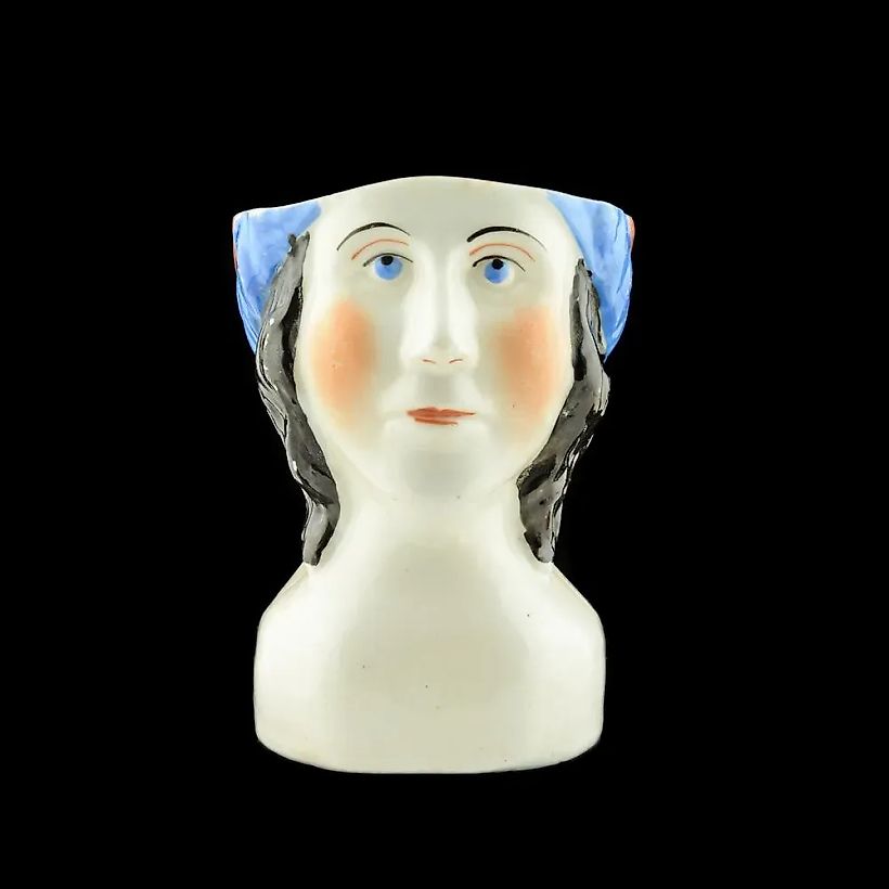 Фарфоровая кружка 