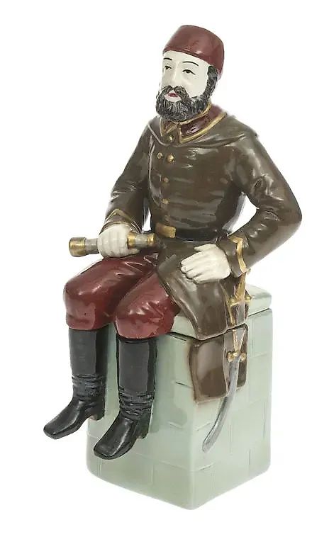 Фаянсовая фигурка 