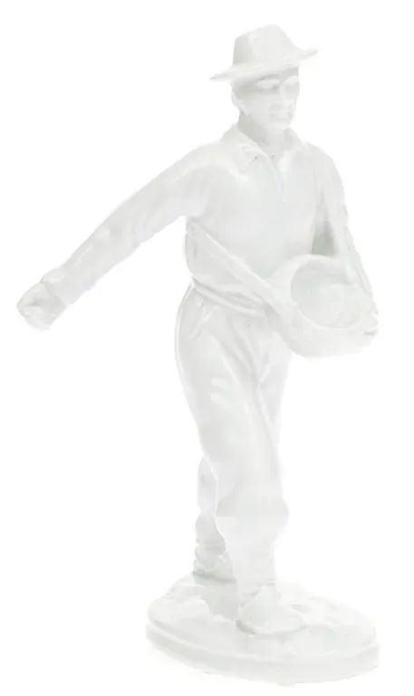 Фарфоровая фигурка 