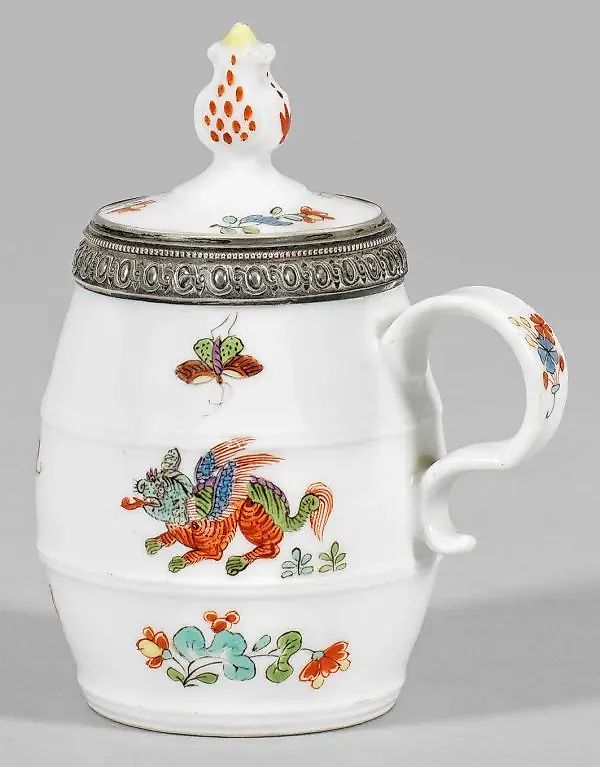 Мейссенская сахарница с украшением 