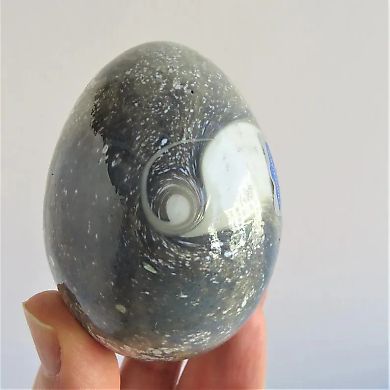Unique glass Swirl egg