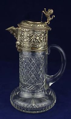 РОСКОШНЫЙ СЕРЕБРЯНЫЙ ДЕКАНТЕР В СТИЛЕ ИСТОРИЗМ