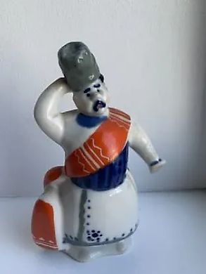 The statuette "Matchmaker" from the triptych "Natalka Poltavka" based on the plot of the play by I. P. Kotlyarevsky