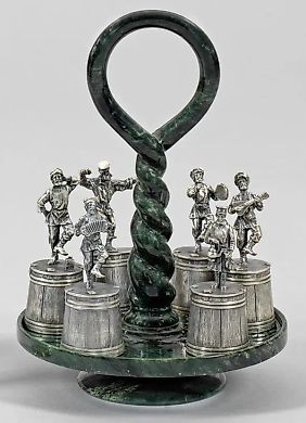 Маленький, декоративный набор для питья