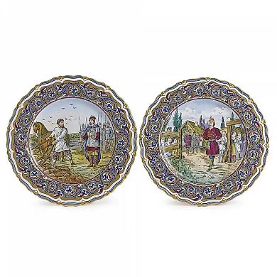 Две русские фарфоровые настенные тарелки, фабрика Кузнецова, Тверь, около 1900 года