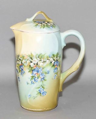 Russian hand painting: porcelain creamer by S. Kuznetsov