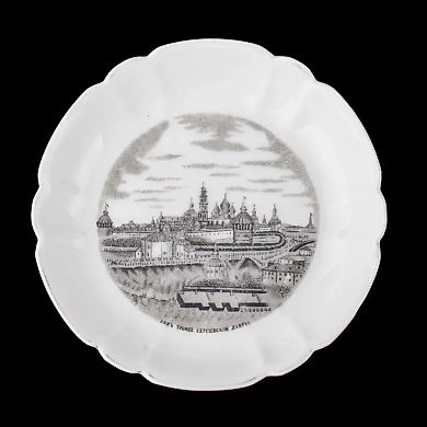 Porcelain plate with a view of the Sergiev Lavra from the Kuznetsov factory