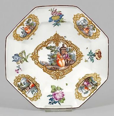 Декоративная тарелка Мейссена с декором Ватто.