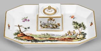 Письменные принадлежности с охотничей декорацией