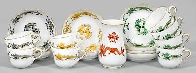 Eight mocha cups with the "Red Rich Dragon" design