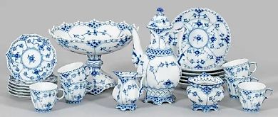 Набор из 16 предметов  "Blue Fluted Plain"