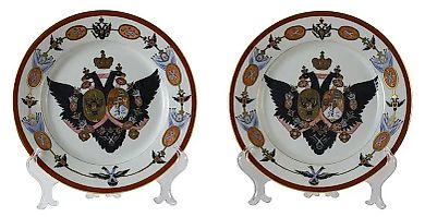 Русские фарфоровые тарелки с императорской геральдикой