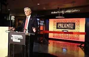 Проект закона о расходах на дома подвергает опасности национальный музей американских латино в Смитсониане.