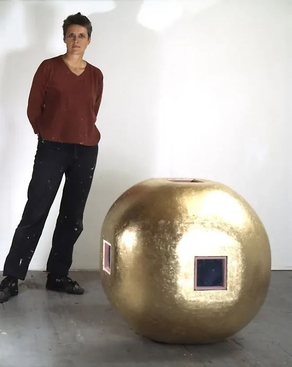 Jackie Winsor (1941–2024)