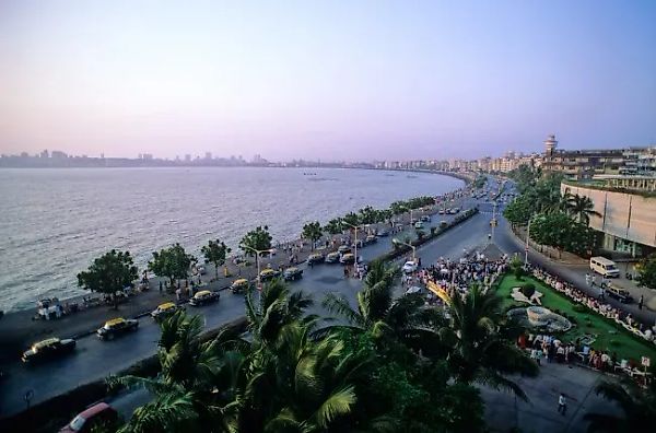 India Art Fair Expands into Mumbai