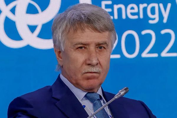 Three Artists Drop Out of Show at Scuola Piccola Zattere