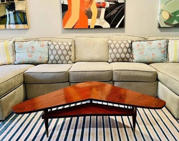 Not Your Grandparents’ Heirlooms: Why Younger Generations Are Embracing Family Keepsakes on Their Own Terms