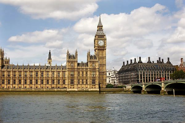 UK Art Dealers Are Facing Big Fines for AML Non-Compliance