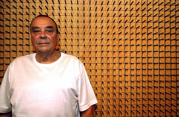 Günther Uecker Dead: ZERO Artist Who Worked with Nails Dies at 95