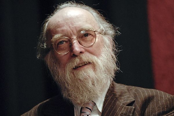 Ушёл из жизни великий историк авангардного кино P. Adams Sitney