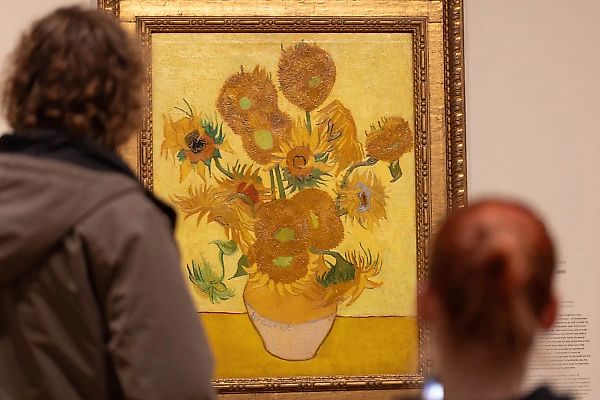 Van Gogh Museum Threatens Dutch Government with Closure