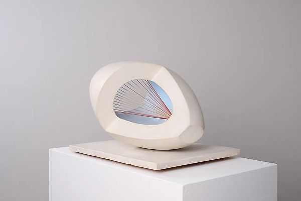 Великобритания сохранит шедевр Барбары Хепворт после успешной кампании по сбору средств