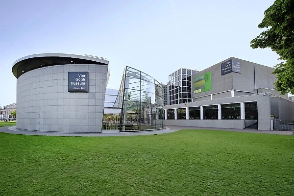 Van Gogh Museum Faces Closure in Funding Battle with Dutch Government