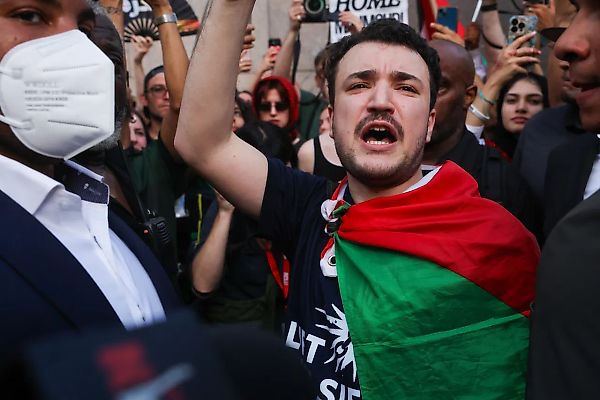 Активизм и конфликт: Голдин и Халил обсуждают 