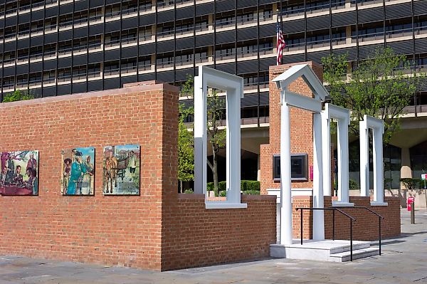 Trump Seeks to Erase Visual Evidence of Slavery at National Parks