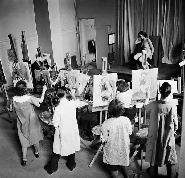 Запрет на натурщиков в Дамаскском университете вызывает бурные споры