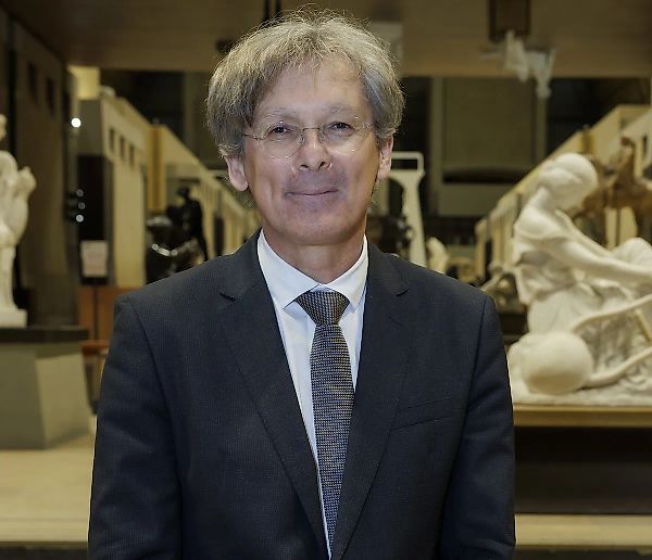 Сильвен Амик, искусствовед и глава Музея д'Орсе, трагически скончался