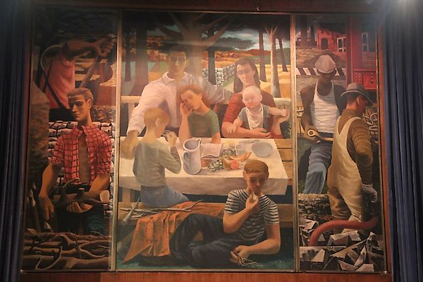 Судьба исторических фресок в здании Cohen Building остаётся под угрозой