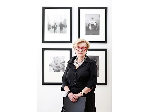 Lynda Roscoe Hartigan Named Smithsonian American Art Museum Director