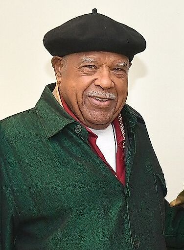 Мелвин Эдвардс — создатель пронзительных Lynch Fragments: тайна и сила металла, умер в 88 лет