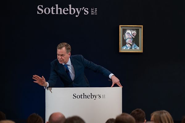 Sotheby’s вернулась к прибыли, но финансовая картина остаётся загадкой
