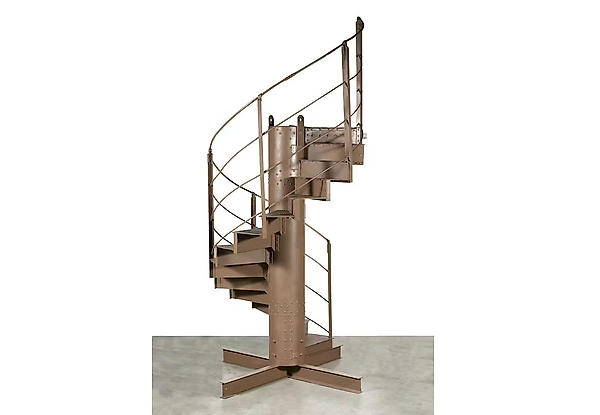 Фрагмент лестницы Eiffel Tower уйдёт с молотка — часть истории на продажу